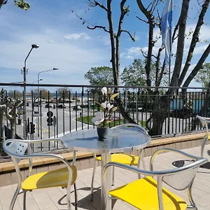 2* Hotel Ideale Young People Under 40